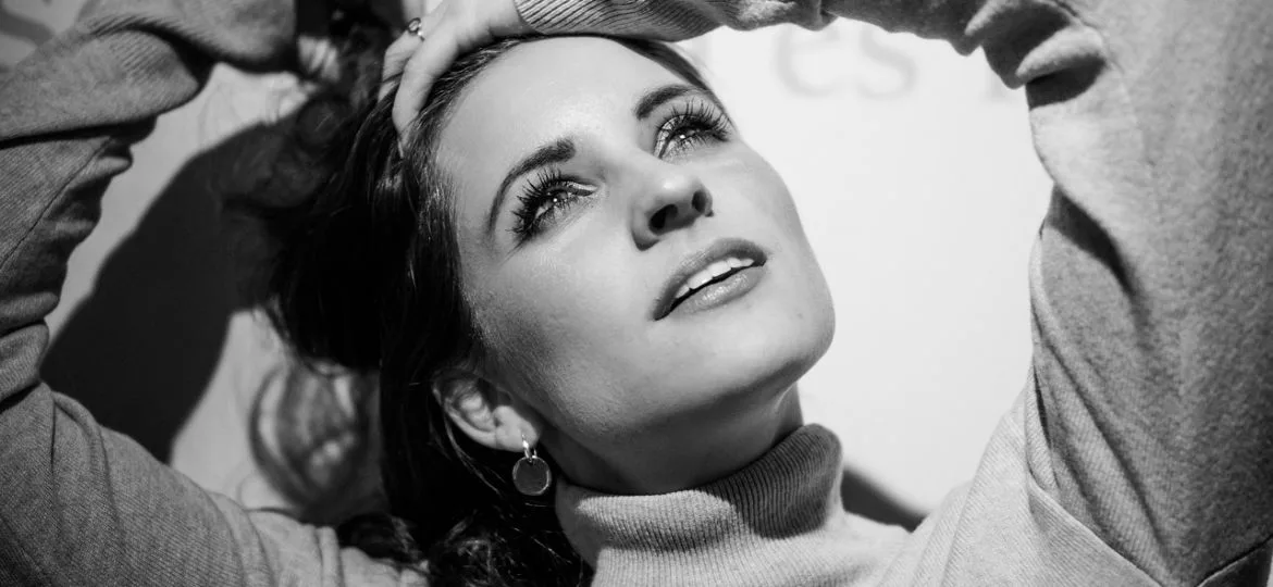 woman-4017330_1280
